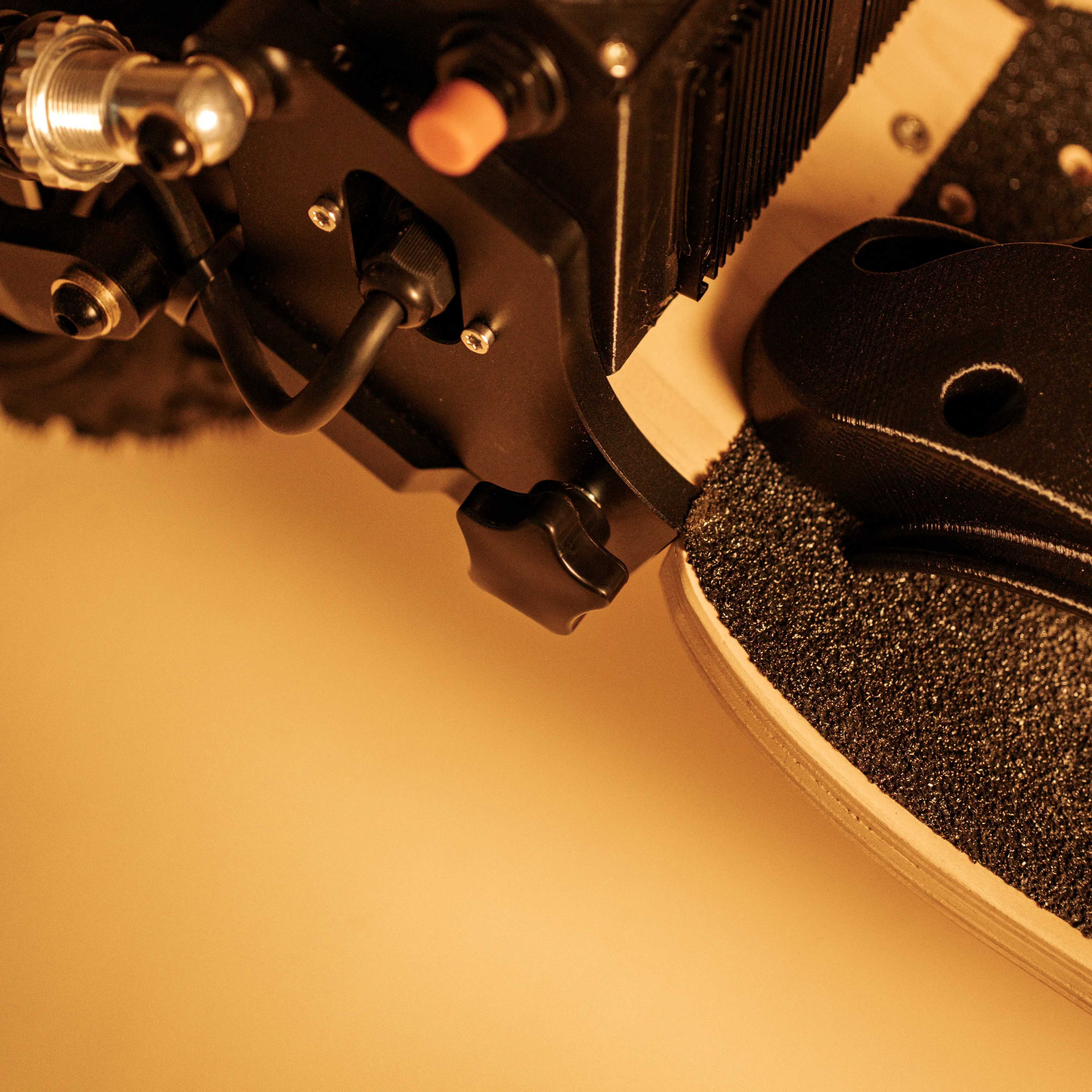 système attelage e-board Sternboard fixation remorque planche électrique technique