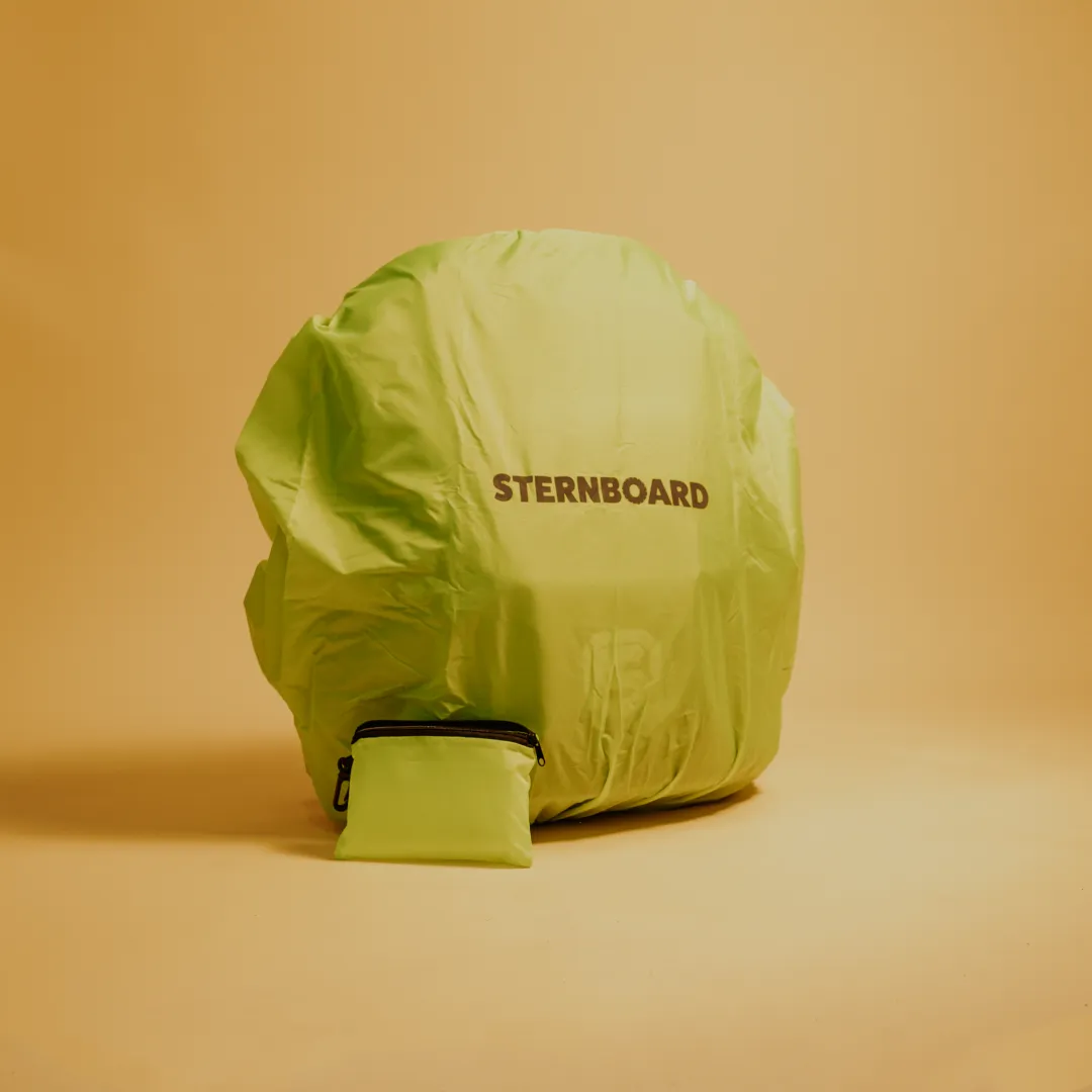 bâche déployée e-skate Sternboard protection intempéries skate électrique imperméable