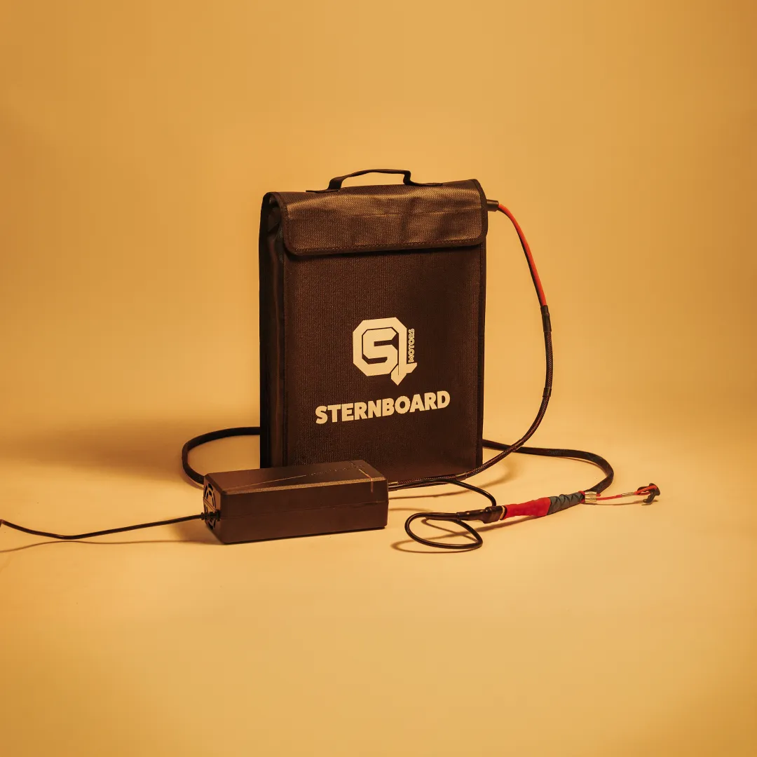kit chargeur et batterie e-board Sternboard rangement sac planche électrique transport