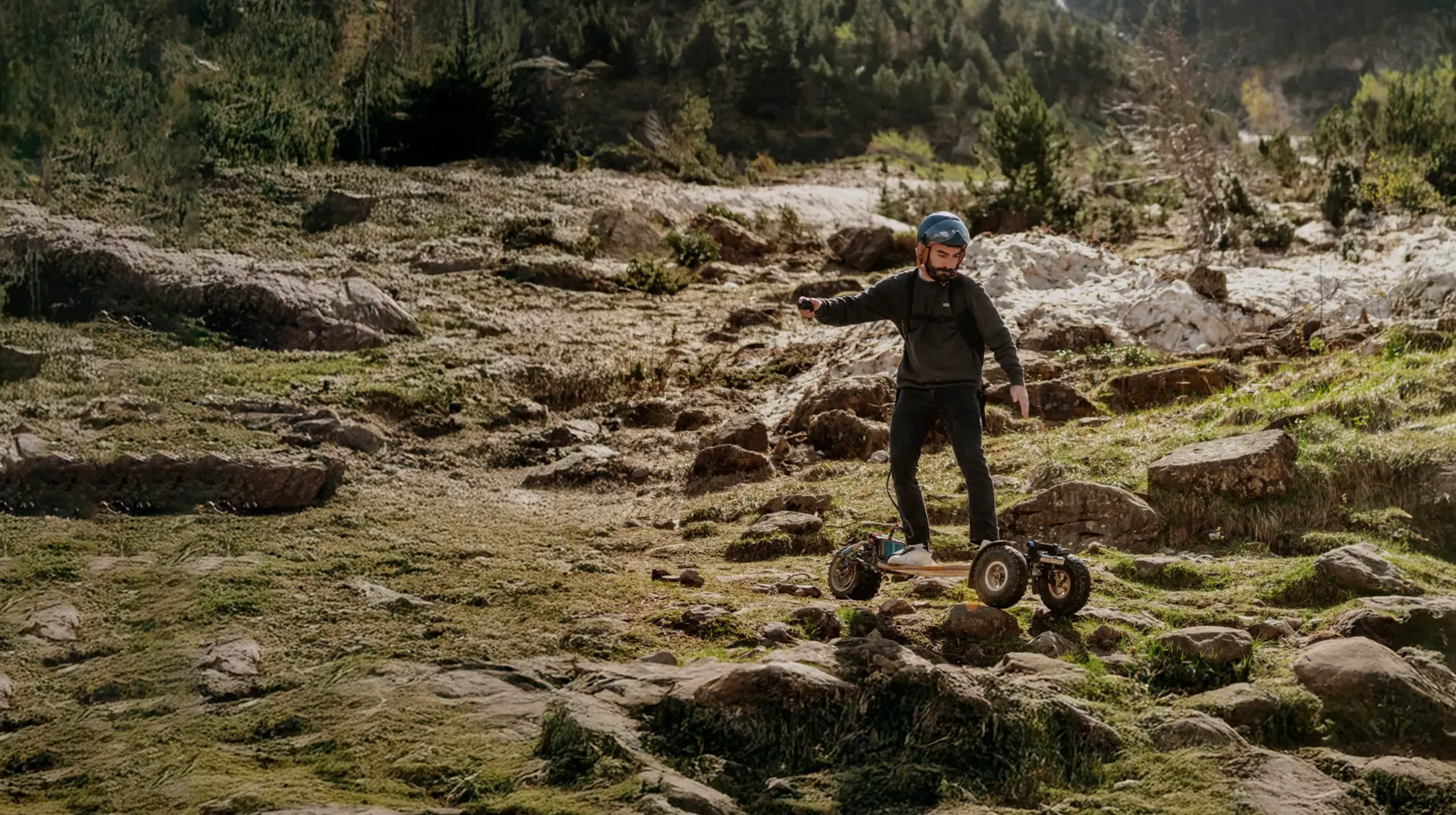 Design durable Sternboard étanche robuste conception technique longévité maximale skateboard électrique