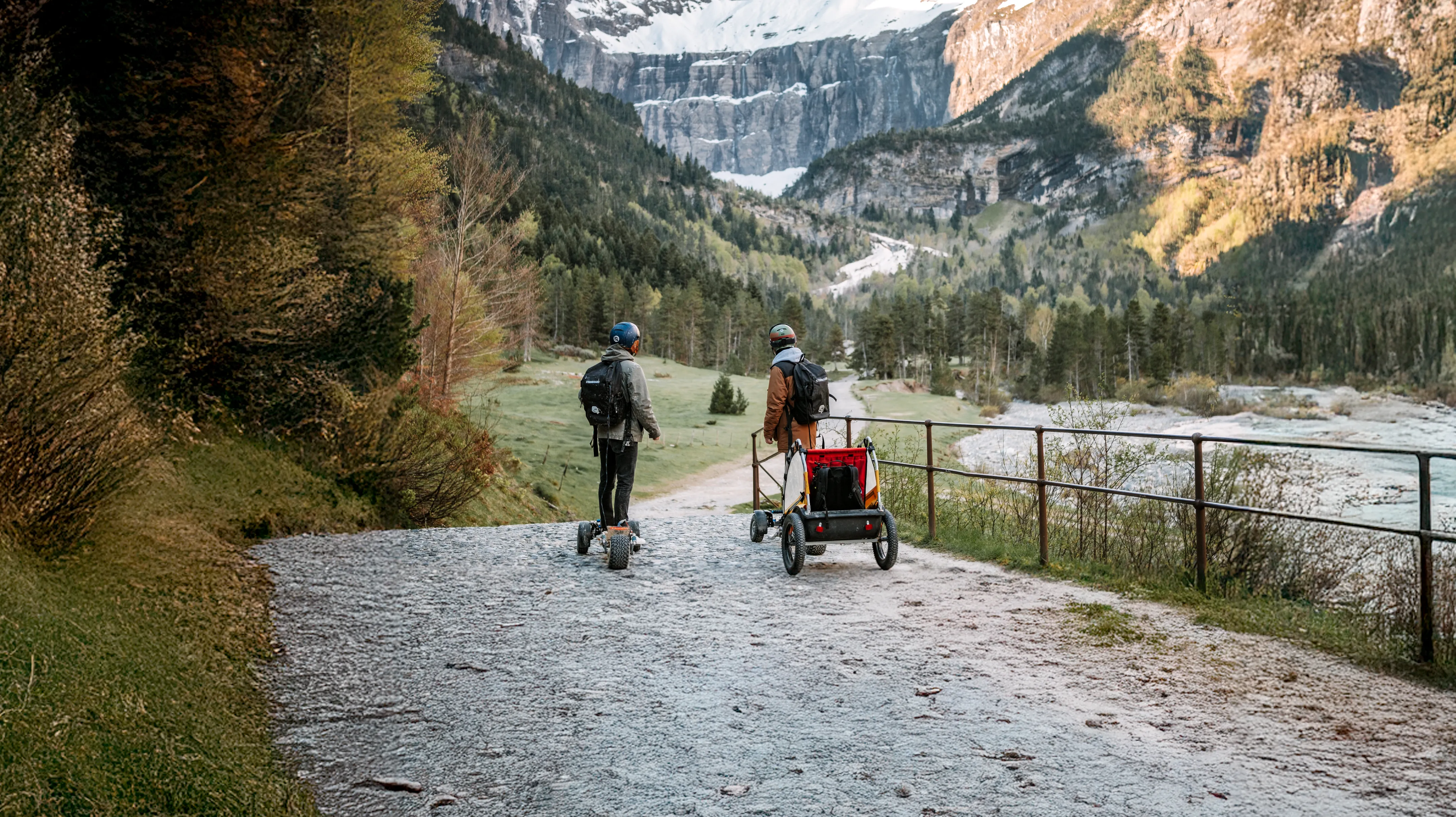 Montagne skate électrique Sternboard famille balade altitude partage aventure
