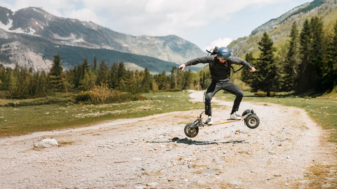 Progression rider e-skate Sternboard évolution apprentissage technique perfectionnement glisse